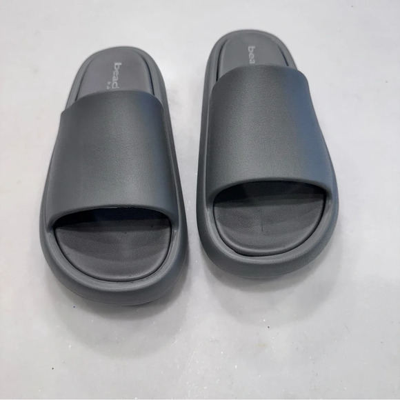 J Slides Women’s Beach Slides Squish Sandal Dark Gray Size 8 BRAND NEW - Picture 2 of 11